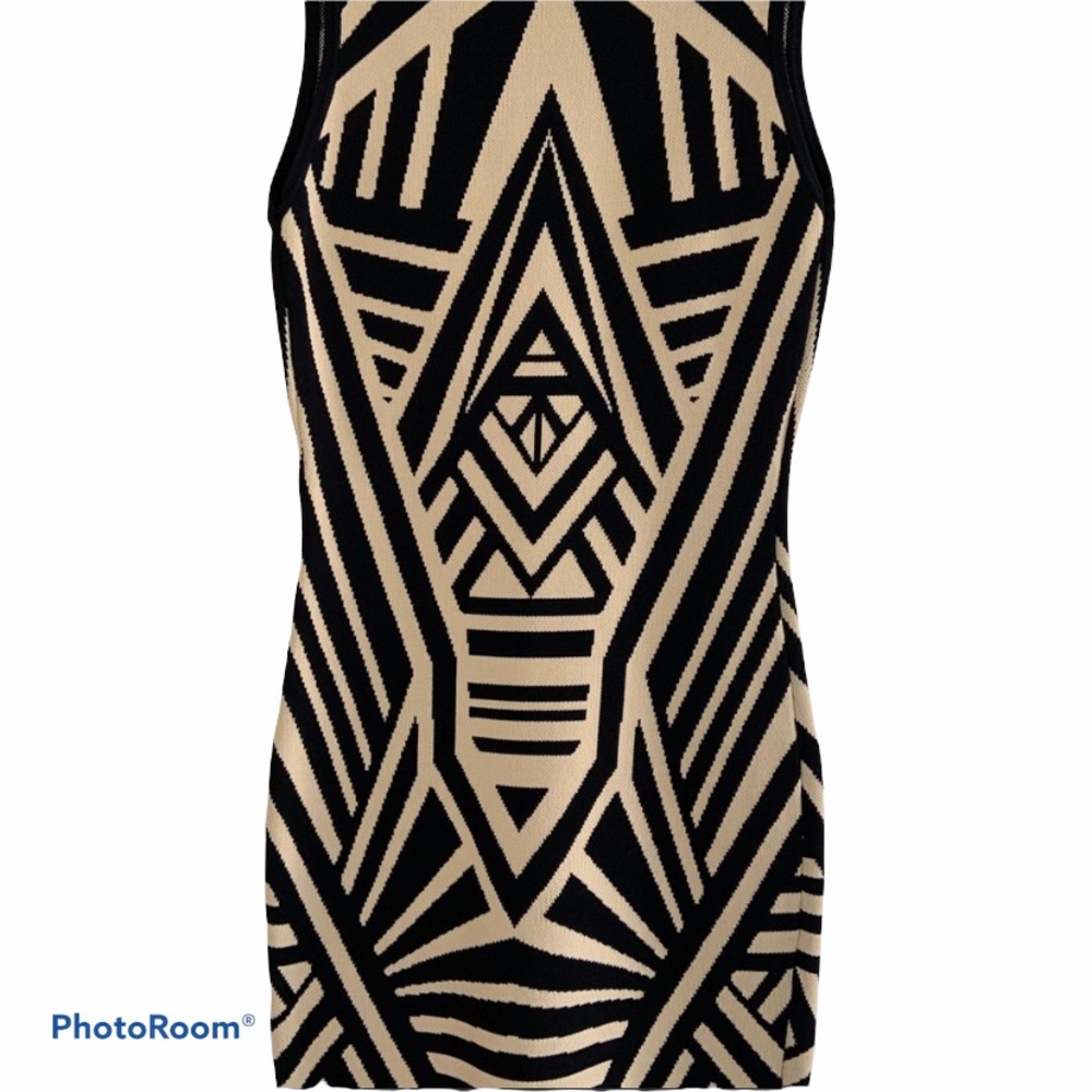 Stretchy Geometric Bodycon Dress - Picture 3 of 4
